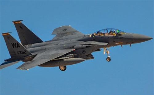 Vì sao F-15 vẫn được trọng dụng khi Mỹ đã có F-35