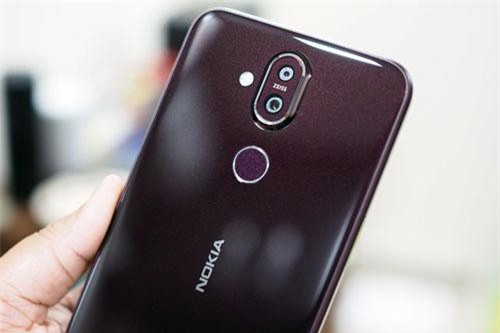 Nokia 8.1 giảm giá ‘sập sàn’