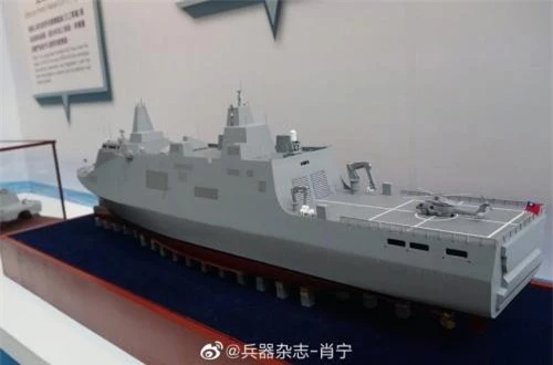  Mô hình thiết kế tàu đổ bộ trực thăng của Đài Loan, nhưng lại được trang bị hệ thống tên lửa chống hạm. Ảnh: dambiev