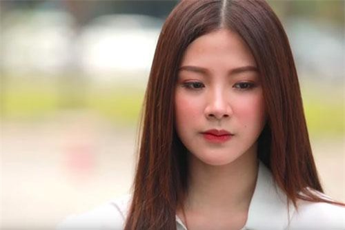 Cười ngất với những màn "bàn giao chồng" không thương tiếc của các bà vợ bị phản bội, kẻ thứ 3 đắc thắng rồi xanh mặt vì "ôm bom"