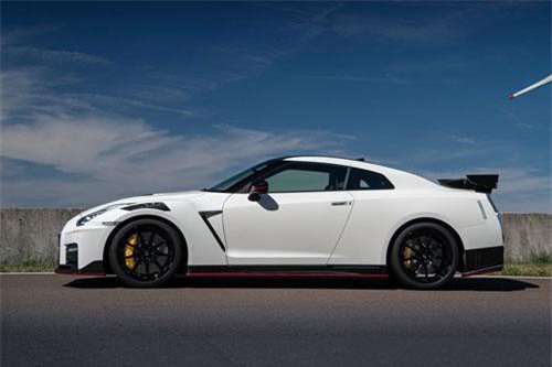 Đôi điều cần biết về siêu xe Nissan GT-R Nismo 2020 giá gần 5 tỷ đồng