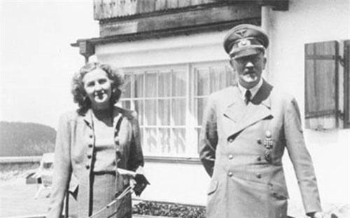 Tin sốc toàn tập: Đã tìm ra con trai ruột của Hitler?