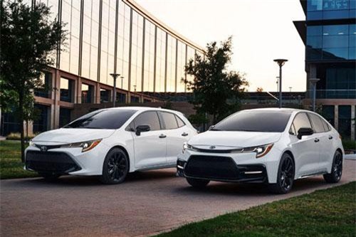 Cận cảnh Toyota Corolla Nightshade Edition 2020 giá hơn 500 triệu đồng