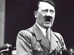 Vì sao trùm phát xít Hitler ghét cay ghét đắng loài ngựa?