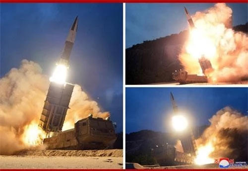 Hôm 10/8, Cộng hòa Dân chủ Nhân dân Triều Tiên lai tiếp tục thực hiện vụ phóng tên lửa đạn đạo thế hệ mới do nước này phát triển. Ước tính, quả tên lửa bay xa 480km với độ cao thời điểm cao nhất lên tới 48km. Nguồn ảnh: CACC