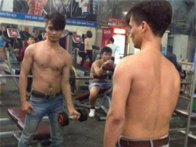 le roi va loat sao viet nghien gym &quot;gay sot&quot; voi hinh anh khoe co bap hinh anh 3