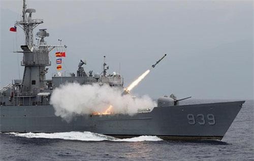 Hé lộ hàng loạt “siêu tên lửa” có thể khiến Trung Quốc “run sợ”