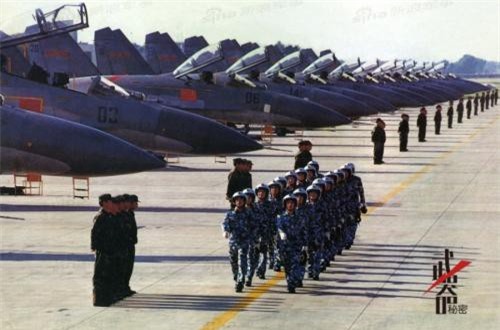 Bất ngờ: Trung Quốc mua 24 Su-27 từ Nga không phải bằng tiền tươi