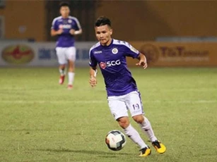 CLIP: Quang Hải ghi bàn tuyệt đẹp, nâng tỷ số lên 2-1 cho CLB Hà Nội