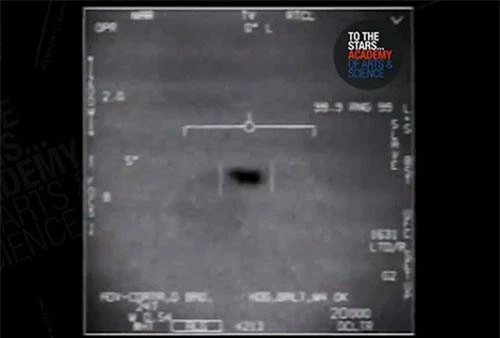 Một UFO xuất hiện trên màn hình radar.