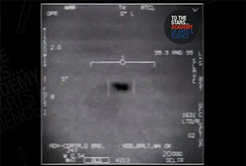 Tranh cãi về cách tiếp cận các hiện tượng UFO