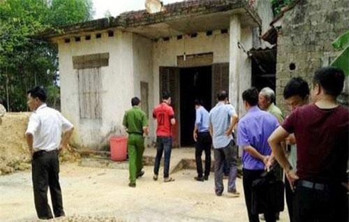 Hòa Bình: Người phụ nữ nghi bị người đàn ông say rượu chém nhiều nhát vào cổ, tử vong ngay tại nhà