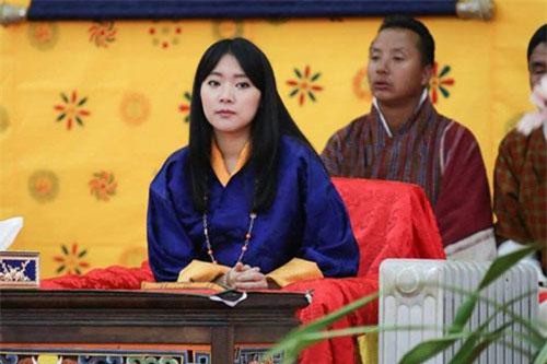 Chân dung "thần tiên tỷ tỷ" của Hoàng gia Bhutan, nàng công chúa tài sắc vẹn toàn, làm điên đảo cộng đồng mạng trong suốt thời gian qua