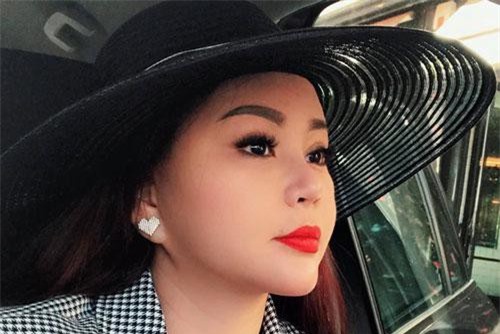 Nghệ sĩ Lê Giang: "Tôi không cặp bồ với ai, cũng không có mảnh tình nào"