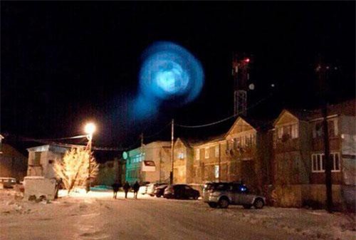 CLIP HOT (21/8): UFO bí ẩn xuất hiện ở Nga, ngắm nhan sắc của Angelababy Hàn Quốc