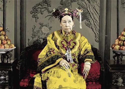 2 thú chơi của Từ Hy Thái hậu khiến bách tính phẫn uất, người hầu sợ hãi