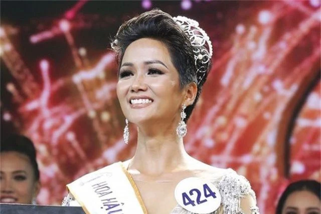 Hoa hậu H’Hen Niê lên tiếng khi “bị chê” vì mái tóc dài - 2