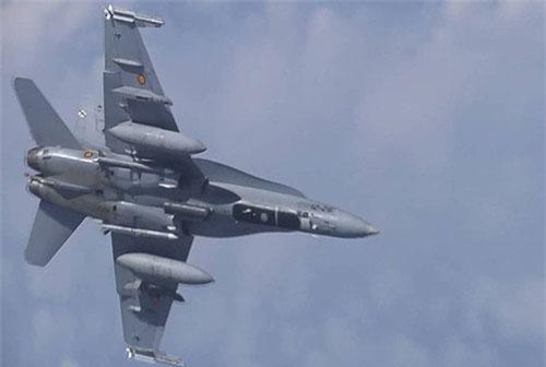 Vì sao F-18 NATO dám “vuốt mặt” chuyên cơ Bộ trưởng Quốc phòng Nga?