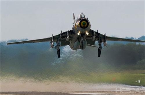 Bất ngờ ngày lên trời của "anh cả" tiêm kích-bom Su-22 Việt Nam