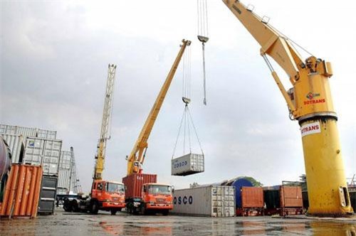 Kim ngạch xuất nhập khẩu đạt 311 tỷ USD, xuất siêu gần 3 tỷ USD