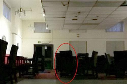 CLIP: Đặt camera tìm trộm, ai ngờ phát hiện ra hồn ma cực kỳ đáng sợ