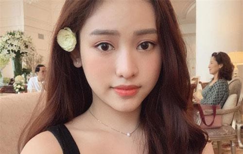 Thúy Vi bị dân mạng mỉa mai chuyện cũ với Phan Thành