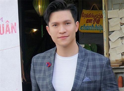 Minh Anh đính chính tin đồn đồng tính, úp mở chuyện kết hôn với bạn gái 9X