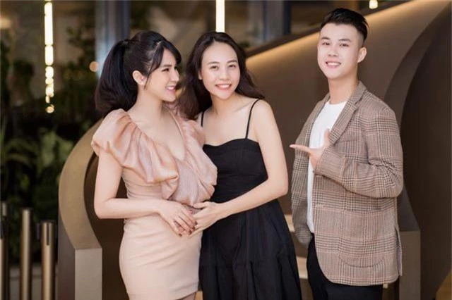 Bà xã Cường Đôla dự sinh nhật Diệp Lâm Anh sau đám cưới ngợp siêu xe - 10