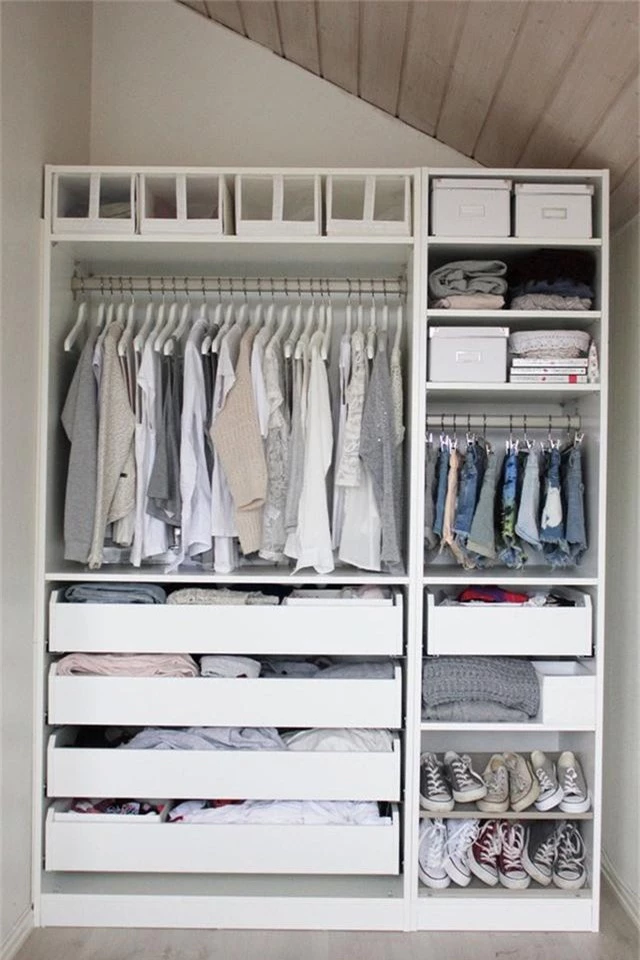 Những giải pháp lưu trữ quần áo sáng tạo dành riêng cho không gian nhỏ  - Ảnh 3.