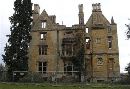 Ám ảnh cực độ bệnh viện ma bỏ hoang kinh dị nhất thế giới