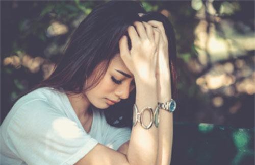 Mẹ chồng can thiệp vào tất cả mọi chuyện riêng tư của vợ chồng chúng tôi