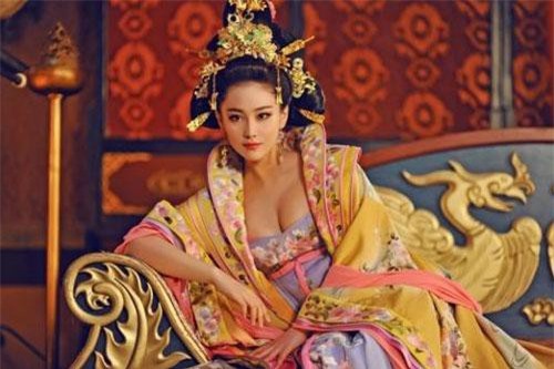 Hy hữu: Vị Hoàng hậu bỏ cung làm kỹ nữ, chết vì bệnh chốn lầu xanh