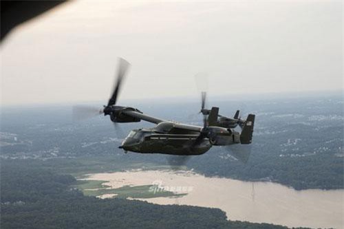 Máy bay lai trực thăng V-22 Mỹ có thể mang theo vũ khí gì?