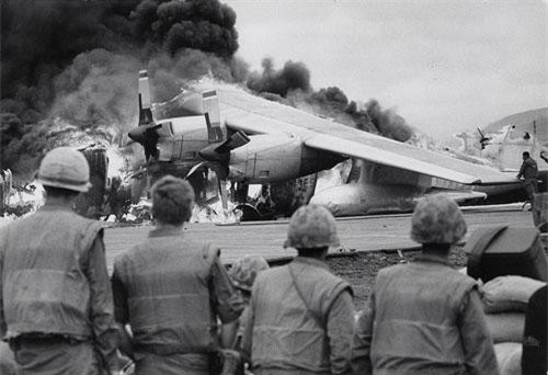 Ảnh cực thảm khốc về trận Khe Sanh của phóng viên Mỹ