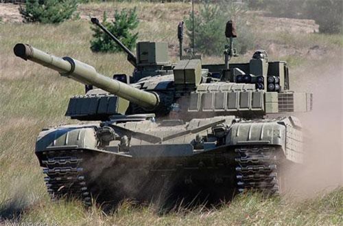 Bất ngờ với phiên bản xe tăng T-72 được trang bị tới 3 khẩu pháo