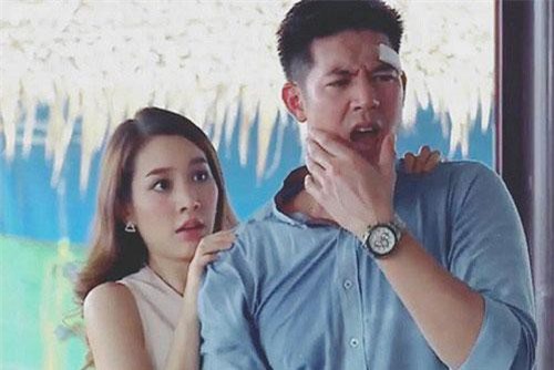 Vợ chưa cưới bí mật đến nhà sếp nam thường xuyên, chồng nổi máu ghen đến tận nơi dằn mặt rồi bất ngờ với sự thật