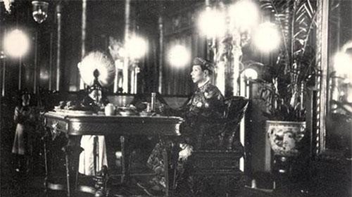 Mâm cơm của nhà vua Việt có gì?