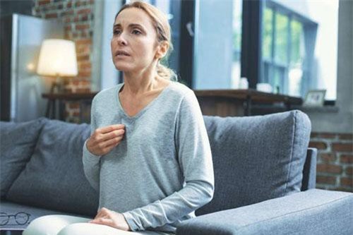 12 dấu hiệu tưởng bình thường nhưng cảnh báo bệnh tim mạch, bỏ qua là tự đưa mình đến cửa tử