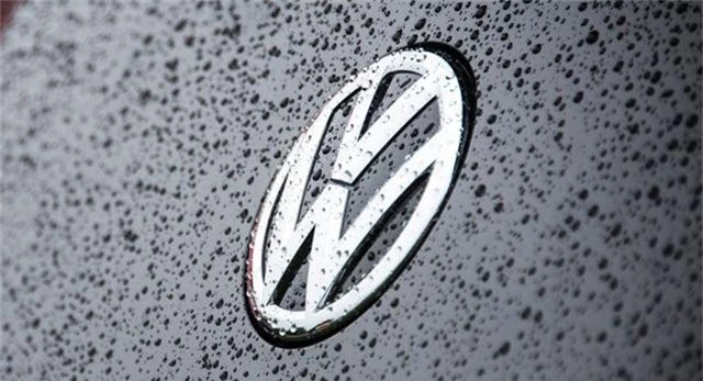 Volkswagen chuẩn bị thay đổi logo - 1