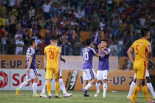 Vì sao thầy Park không triệu tập Văn Quyết lên đội tuyển Việt Nam?