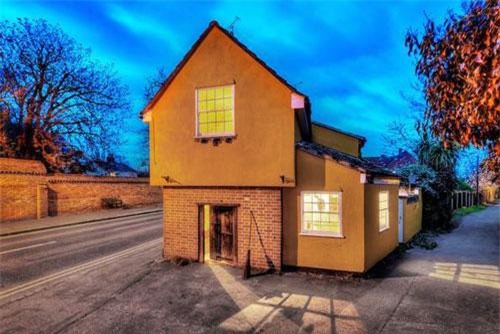 Ngã ngửa với nhà mặt phố không ai dám mua vì bị đồn ma ám