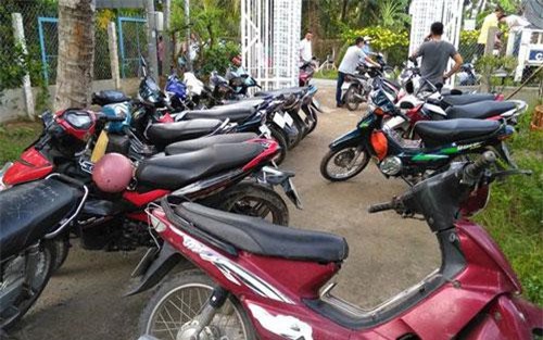 Tiền Giang: Công an nổ súng triệt phá trường gà, nhiều con bạc nhảy xuống sông  thoát thân