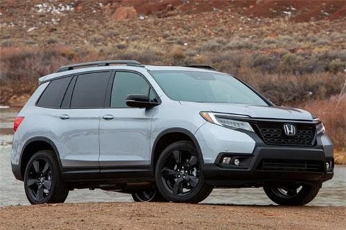 1. Honda Passport 2019 (giá khởi điểm: 31.990 USD).