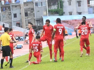 Thắng nghẹt thở trước Viettel, Hải Phòng bỏ xa nhóm 'nguy hiểm'