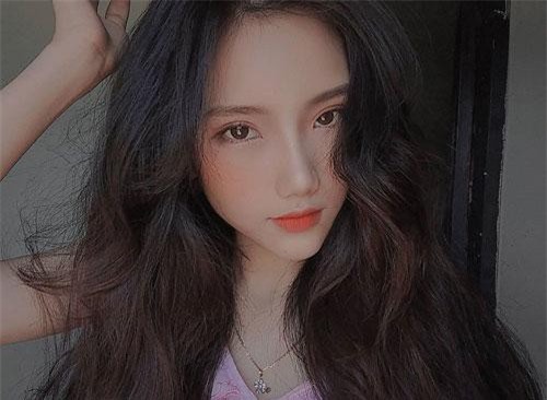 9X Ninh Thuận gây ấn tượng với hình ảnh xinh từ bé