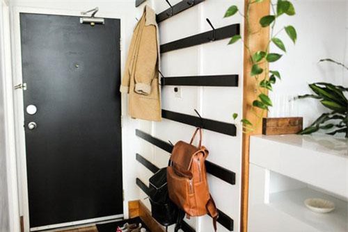 Nếu sống trong nhà chật, bạn hãy nghiên cứu hai mẫu giá treo quần áo này để giúp không gian gọn gàng hơn