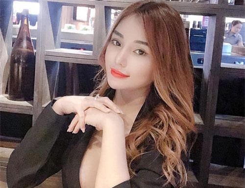 Hot girl Mon 2K lại gây choáng khi tiết lộ mức thu nhập cực khủng mỗi tháng