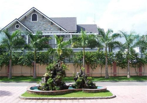 Trồng thần cây gác cổng: Xua đuổi vận xui hút tài lộc tới