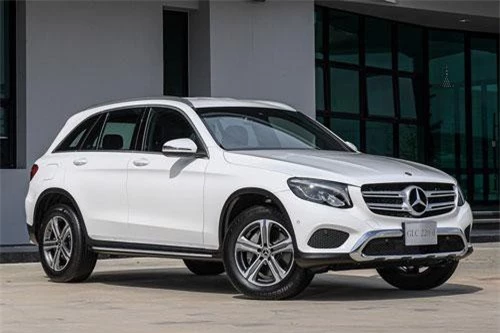 4. Mercedes-Benz GLC220d 2019.