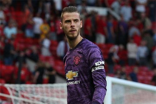 Đội nhà bại trận, fan M.U thi nhau chỉ trích De Gea
